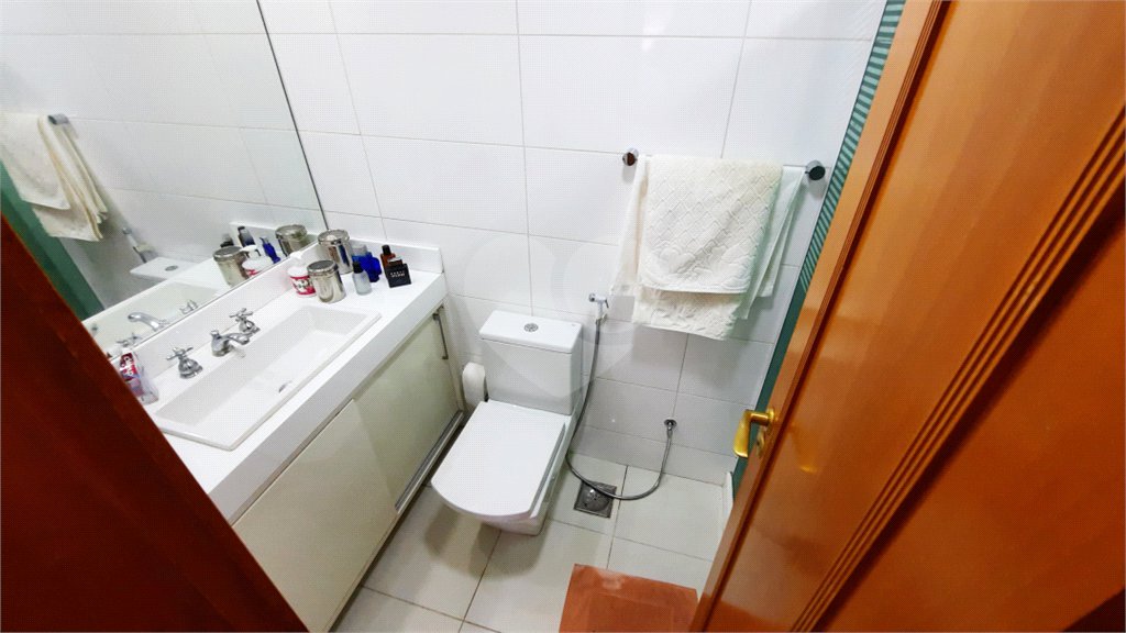 Cobertura à venda com 4 quartos, sendo 2 suítes,  em Tijuca, Rio de Janeiro, RJ