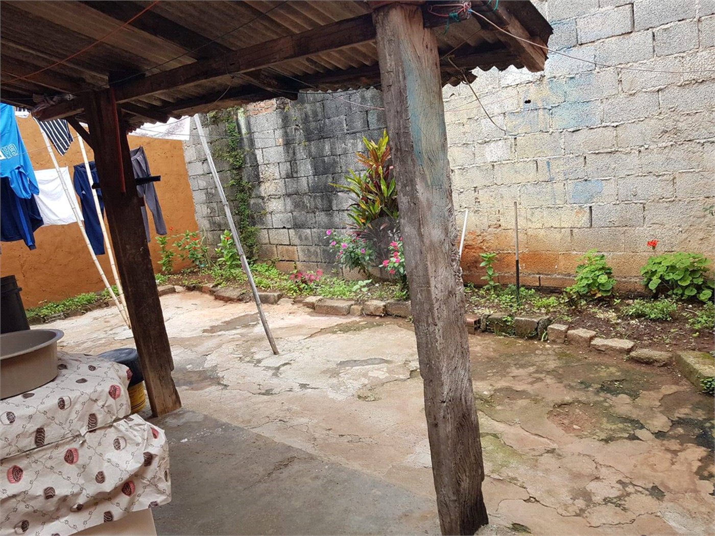 Casa à venda com 3 quartos em Jardim Helena, Ferraz de Vasconcelos, SP
