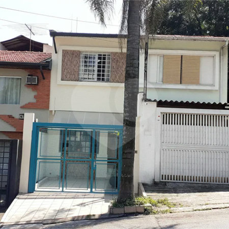 Casa à venda com 3 quartos, sendo 1 suíte, em Planalto Paulista, São Paulo, SP