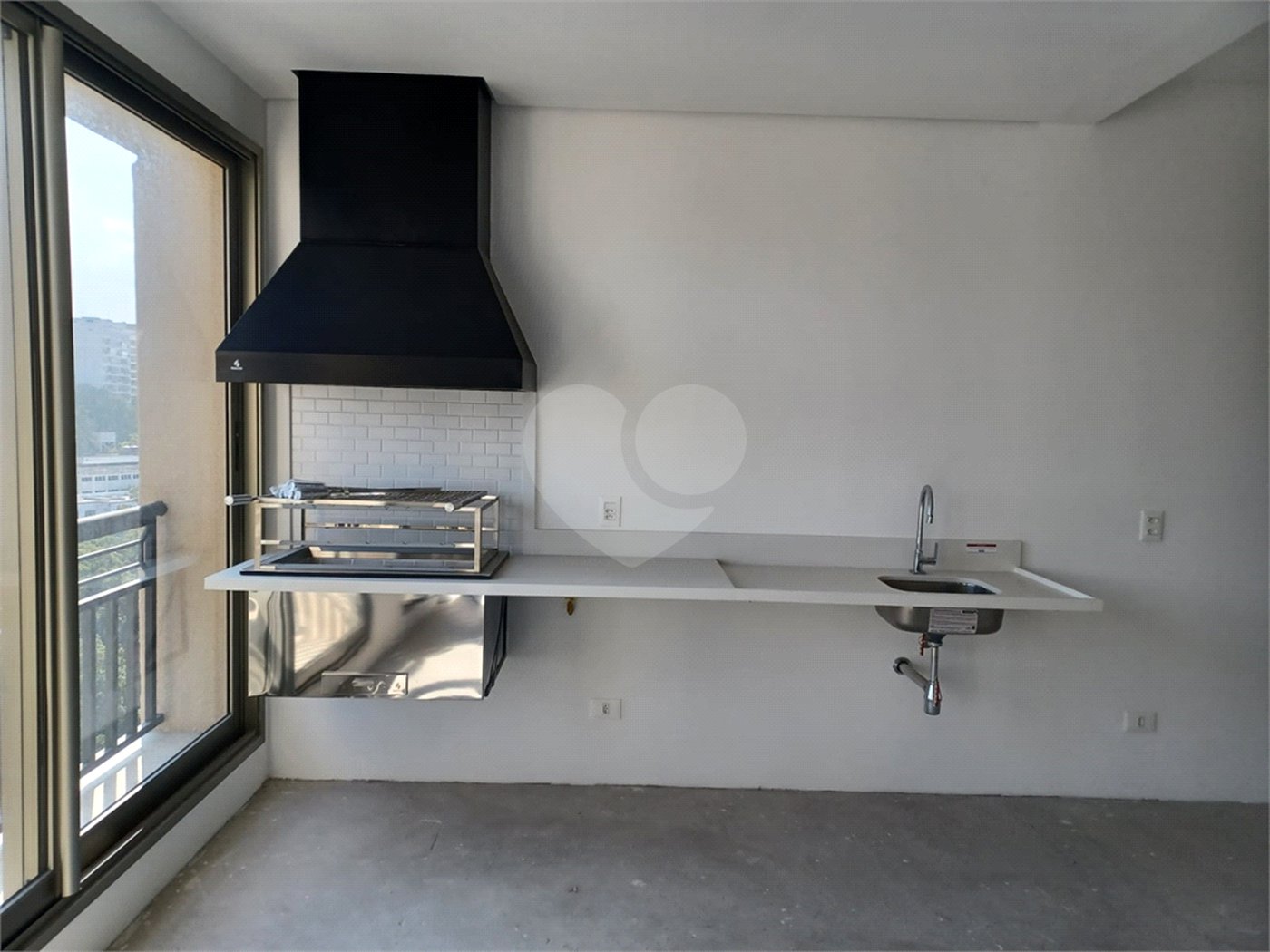 Apartamento à venda com 4 suítes em Real Parque, São Paulo, SP