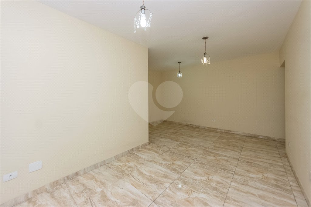 Apartamento à venda com 3 quartos, sendo 1 suíte, em Saúde, São Paulo, SP