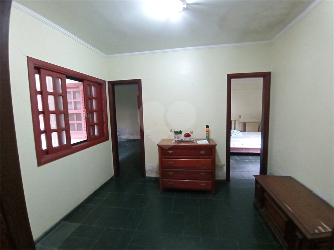 Casa à venda com 4 suítes no condomínio Estância Marambaia, Vinhedo - SP