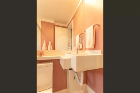 Apartamento à venda com 3 quartos, sendo 1 suíte, em Vila Anastácio, São Paulo, SP
