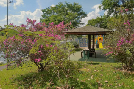Casa à venda com 4 quartos, sendo 2 suítes,  no condomínio Acmti - Colinas do Mosteiro, Terras de Itaici e Recanto dos Pássaros, Indaiatuba - SP