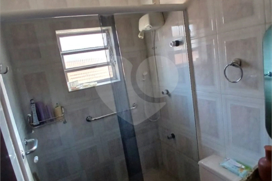 Sobrado à venda com 4 quartos, sendo 2 suítes, em Vila Constança, São Paulo, SP