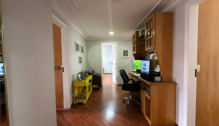 Apartamento à venda com 4 quartos, sendo 2 suítes,  em Santana, São Paulo, SP