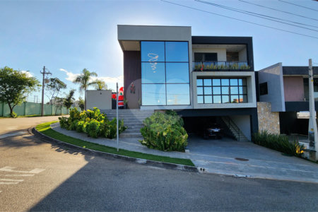 Casa à venda com 3 suítes no condomínio Campos do Conde I e II, Sorocaba - SP
