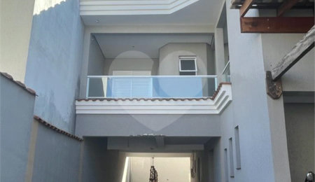 Sobrado à venda com 3 quartos, sendo 1 suíte, em Vila Piauí, São Paulo, SP