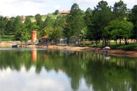 Apartamento à venda com 3 quartos, sendo 1 suíte, em Santa Claudina, Vinhedo, SP