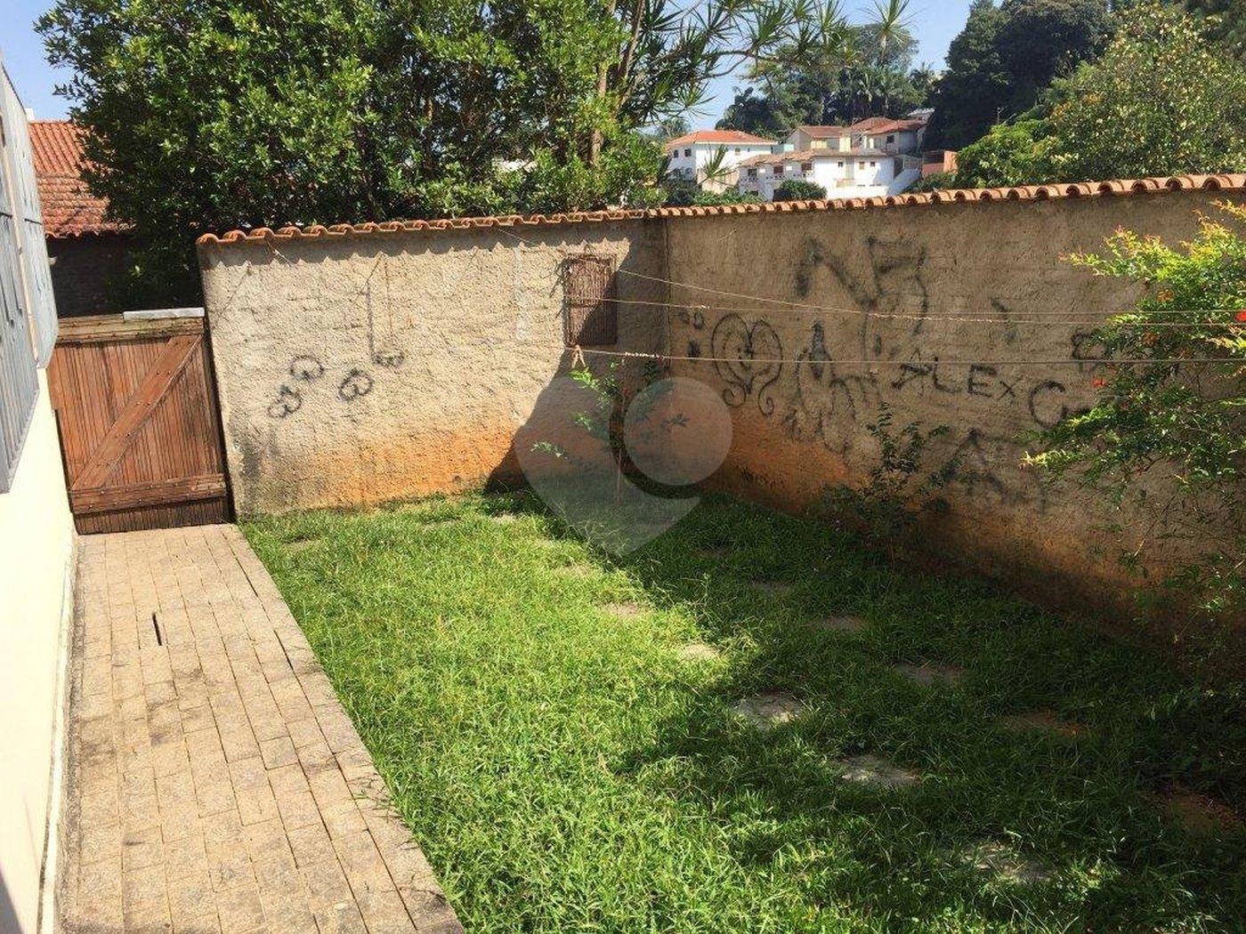 Sobrado à venda com 3 suítes em Vila Irmãos Arnoni, São Paulo, SP