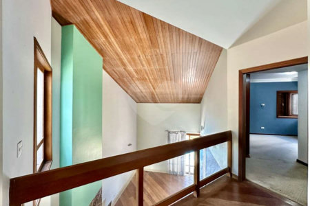 Casa à venda com 4 quartos, sendo 2 suítes,  no condomínio São Paulo Ii, Cotia - SP