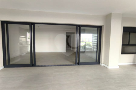 Apartamento à venda ou para alugar com 3 suítes em Água Branca, São Paulo, SP