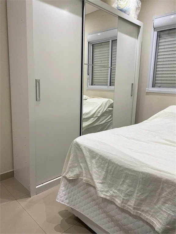 Apartamento à venda com 2 quartos em Parque Reboucas, São Paulo, SP