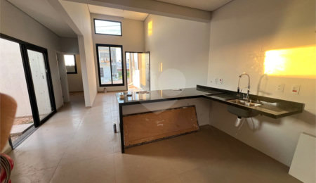Casa à venda com 3 suítes no condomínio Horto Florestal Villagio, Sorocaba - SP
