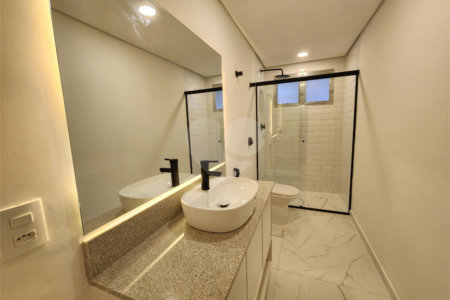 Apartamento à venda com 4 quartos, sendo 1 suíte,  em Pinheiros, São Paulo, SP