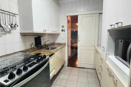 Apartamento à venda com 3 quartos, sendo 1 suíte,  em Vila Suzana, São Paulo, SP