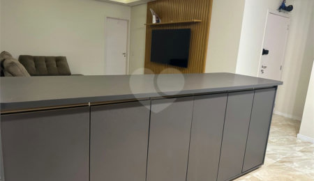 Apartamento à venda com 3 quartos, sendo 1 suíte,  em Vila Suissa, Mogi das Cruzes, SP