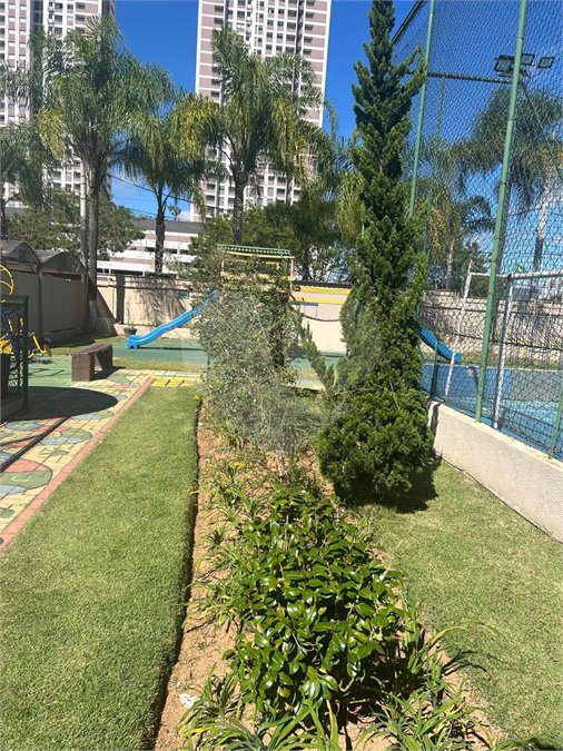 Apartamento à venda ou para alugar com 3 quartos, sendo 1 suíte,  em Vila Mogilar, Mogi das Cruzes, SP