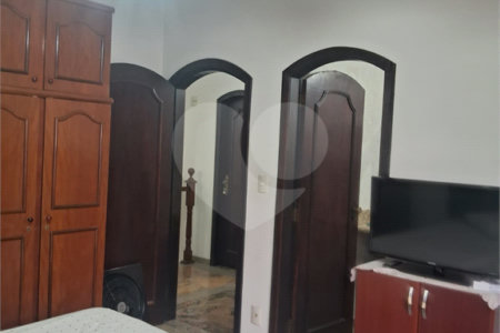 Casa à venda com 3 suítes, em Campo Grande, Rio de Janeiro, RJ