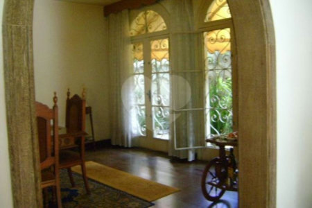 Casa à venda com 4 suítes em Vila Tramontano, São Paulo, SP