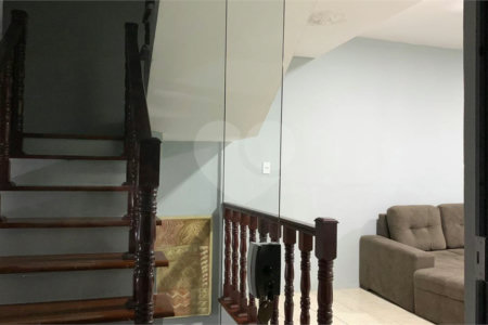Sobrado à venda com 3 quartos, sendo 1 suíte, em Jardim Esmeralda, São Paulo, SP