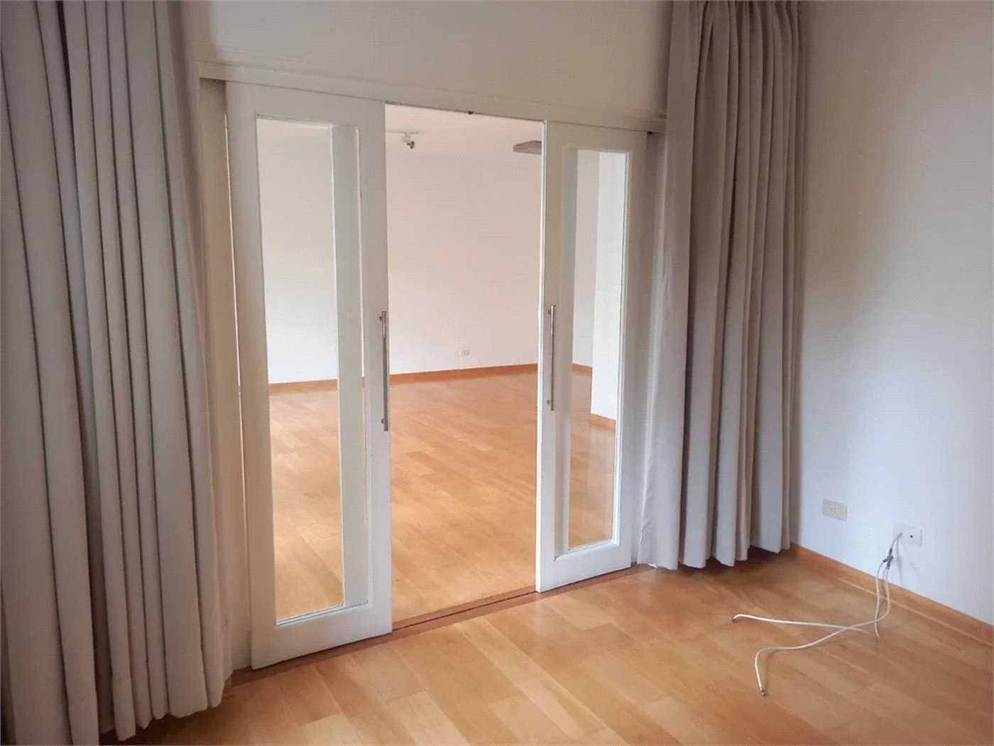 Apartamento à venda com 3 quartos, sendo 1 suíte, em Pinheiros, São Paulo, SP