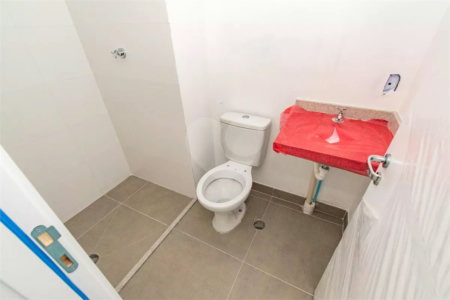Apartamento à venda com 3 suítes em Vila Firmiano Pinto, São Paulo, SP