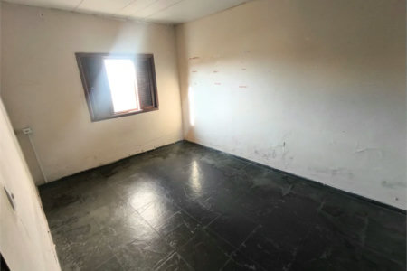 Casa à venda com 3 quartos em Jardim das Esmeraldas, São Paulo, SP