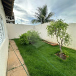Casa à venda com 3 quartos, sendo 1 suíte, em Jardim Santa Marta, Cuiabá, MT