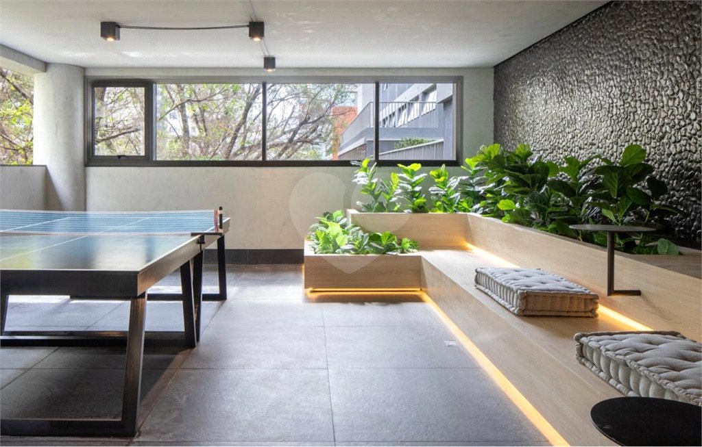 Apartamento à venda com 3 quartos, sendo 1 suíte, em Indianópolis, São Paulo, SP