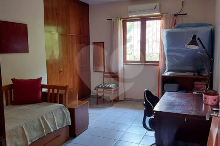 Sobrado à venda com 4 quartos, sendo 2 suítes, em Santo Amaro, São Paulo, SP