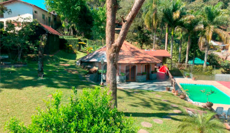 Casa à venda com 4 suítes em Parque Petrópolis, Mairiporã, SP