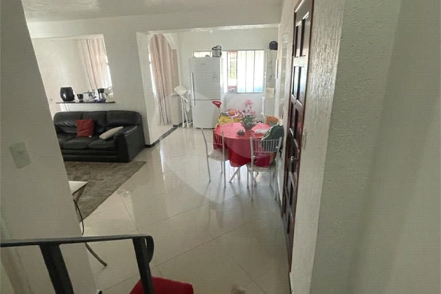 Sobrado à venda com 3 quartos em Tremembé, São Paulo, SP