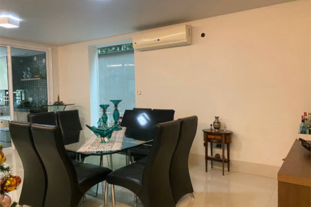 Casa à venda com 4 suítes no condomínio Granja Morumbi, São Paulo - SP