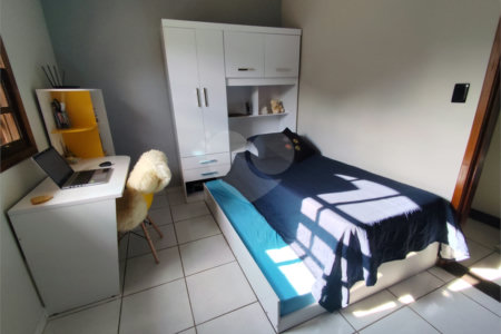 Casa à venda com 2 quartos em Residencial Colinas, Mogi das Cruzes, SP