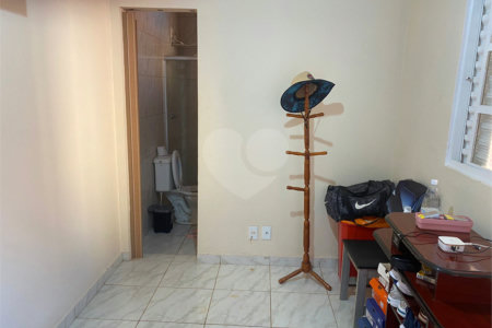 Casa à venda com 4 quartos, sendo 1 suíte, no condomínio Copacabana., Ribeirão Preto - SP