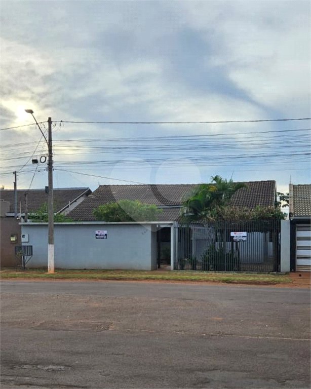 Casa à venda com 3 quartos, sendo 1 suíte, no Centro, Ponta Porã, MS