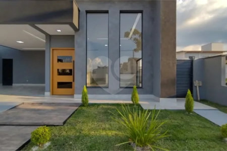 Casa à venda com 3 quartos, sendo 1 suíte,  no condomínio Terras do Vale, Caçapava - SP