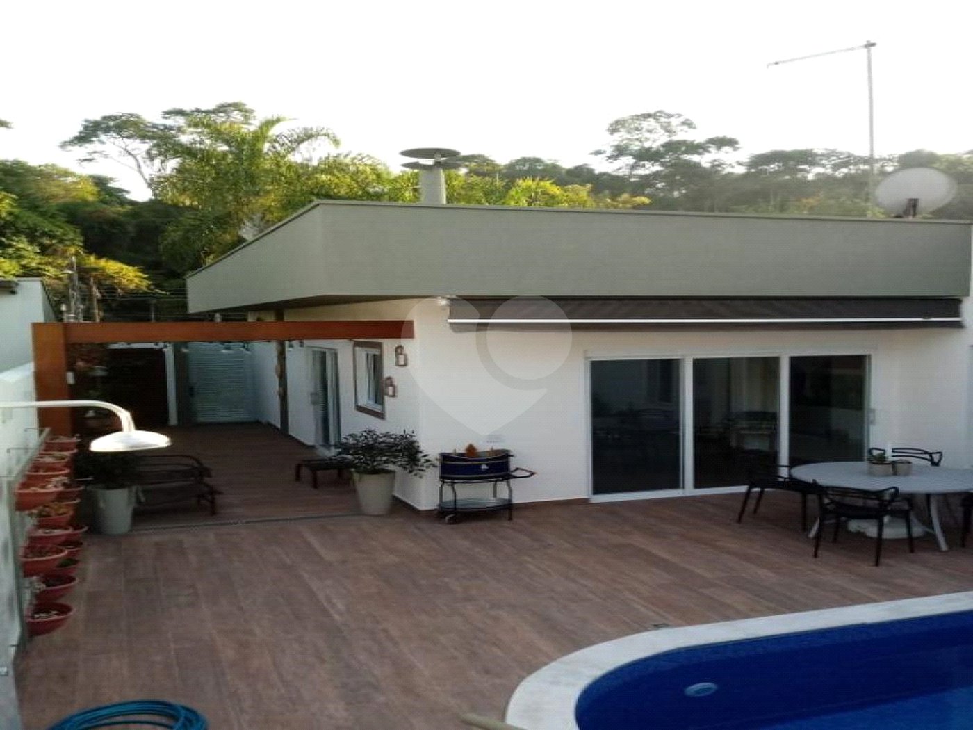 Casa à venda com 3 quartos, sendo 1 suíte, no condomínio Bosque de Grevilea, Vinhedo - SP