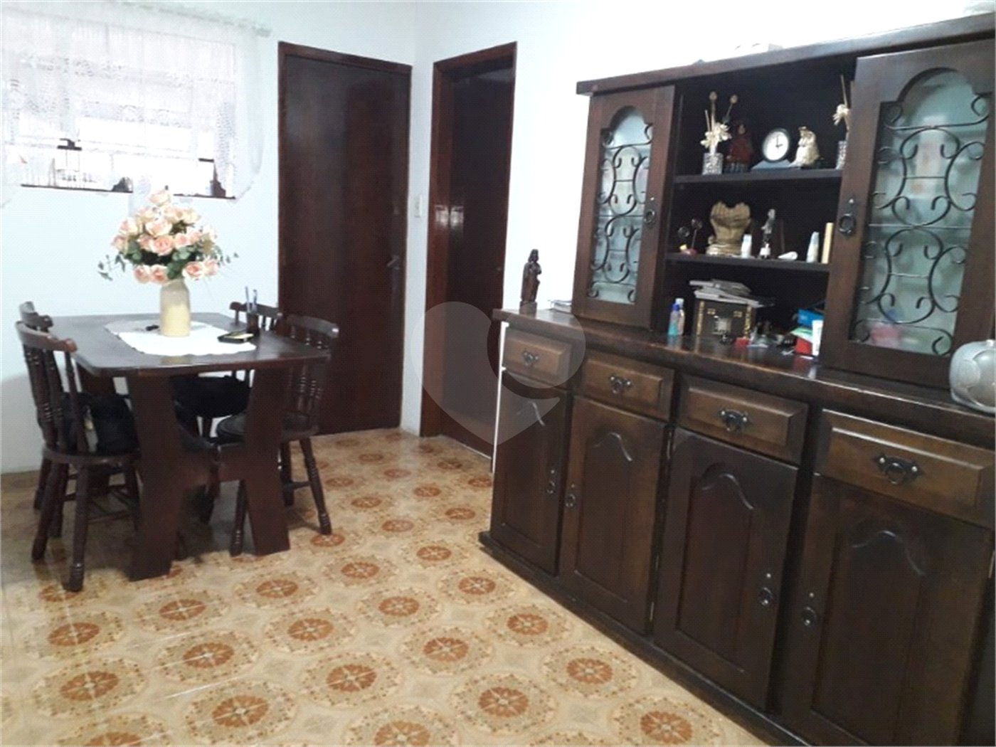 Casa à venda com 4 quartos, sendo 1 suíte,  em Água Fria, São Paulo, SP