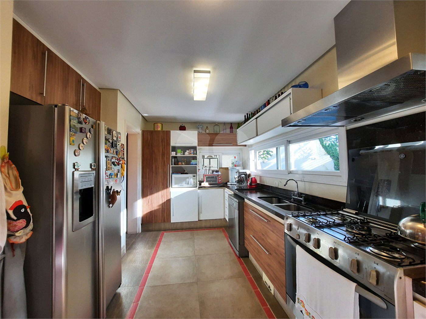 Casa à venda com 4 suítes no condomínio Las Cumbres, São Paulo - SP
