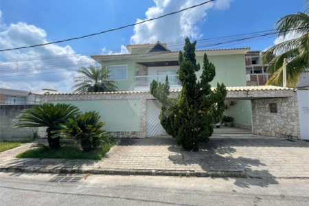 Casa à venda com 5 quartos, sendo 1 suíte, no condomínio Residencial Green Ville, Rio de Janeiro - RJ