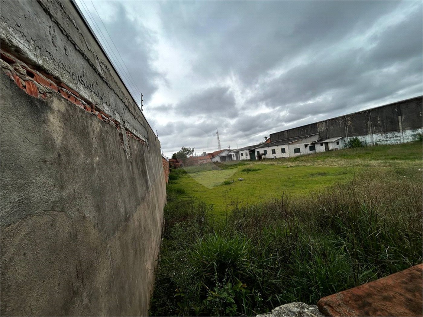 Terreno à venda com 1 quarto em Vila Aurora, Itapetininga, SP