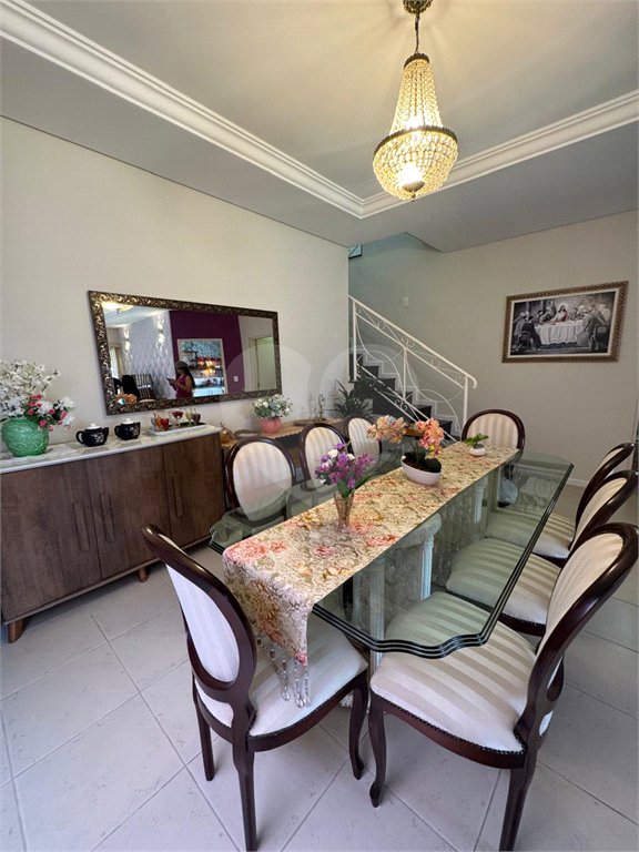Casa à venda com 3 quartos, sendo 1 suíte, no condomínio Residencial Grape Village, Vinhedo - SP