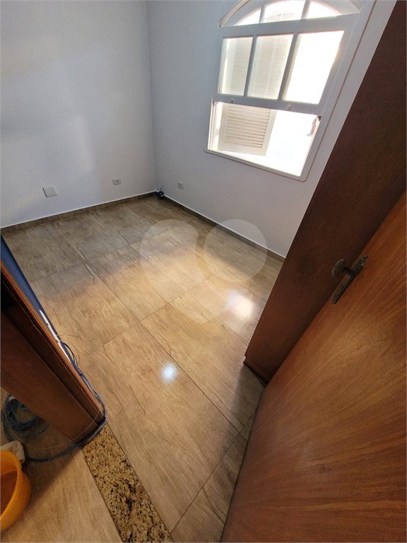 Casa à venda com 3 quartos, sendo 1 suíte, em Jardim Umuarama, São Paulo, SP