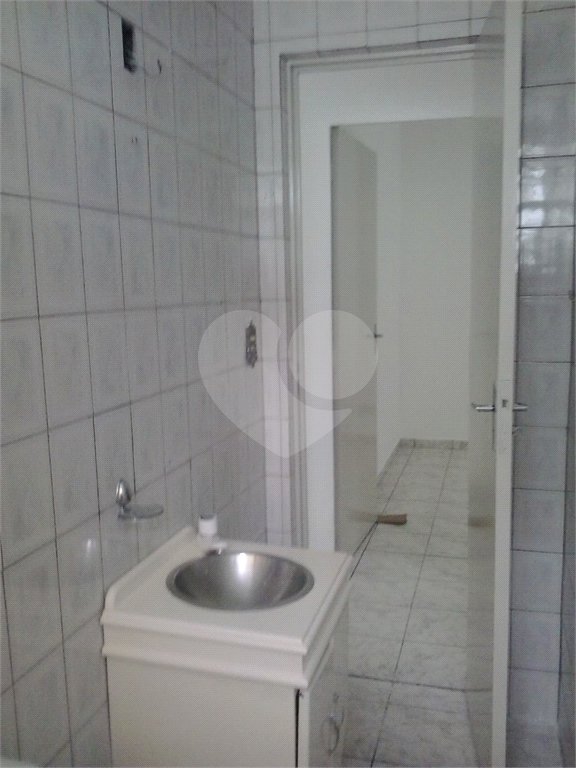 Apartamento à venda com 2 quartos em Vila Perracini, Poá, SP