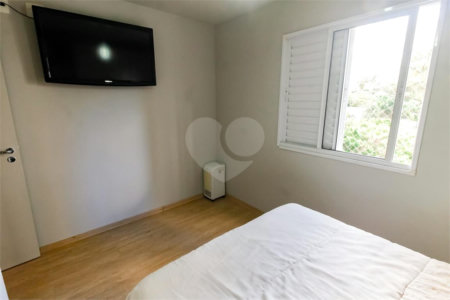 Apartamento à venda com 2 quartos, sendo 1 suíte, em Parque Reboucas, São Paulo, SP