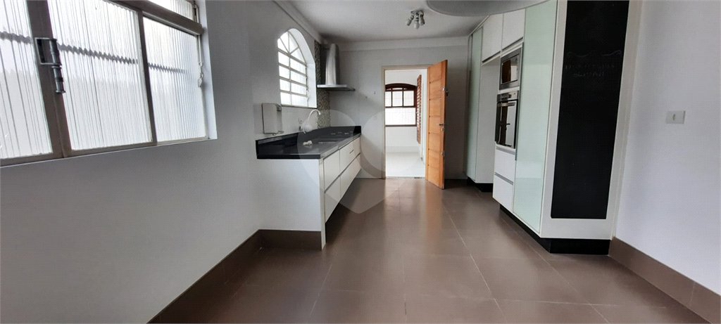 Sobrado à venda com 3 quartos, sendo 1 suíte, em Vila Firmiano Pinto, São Paulo, SP
