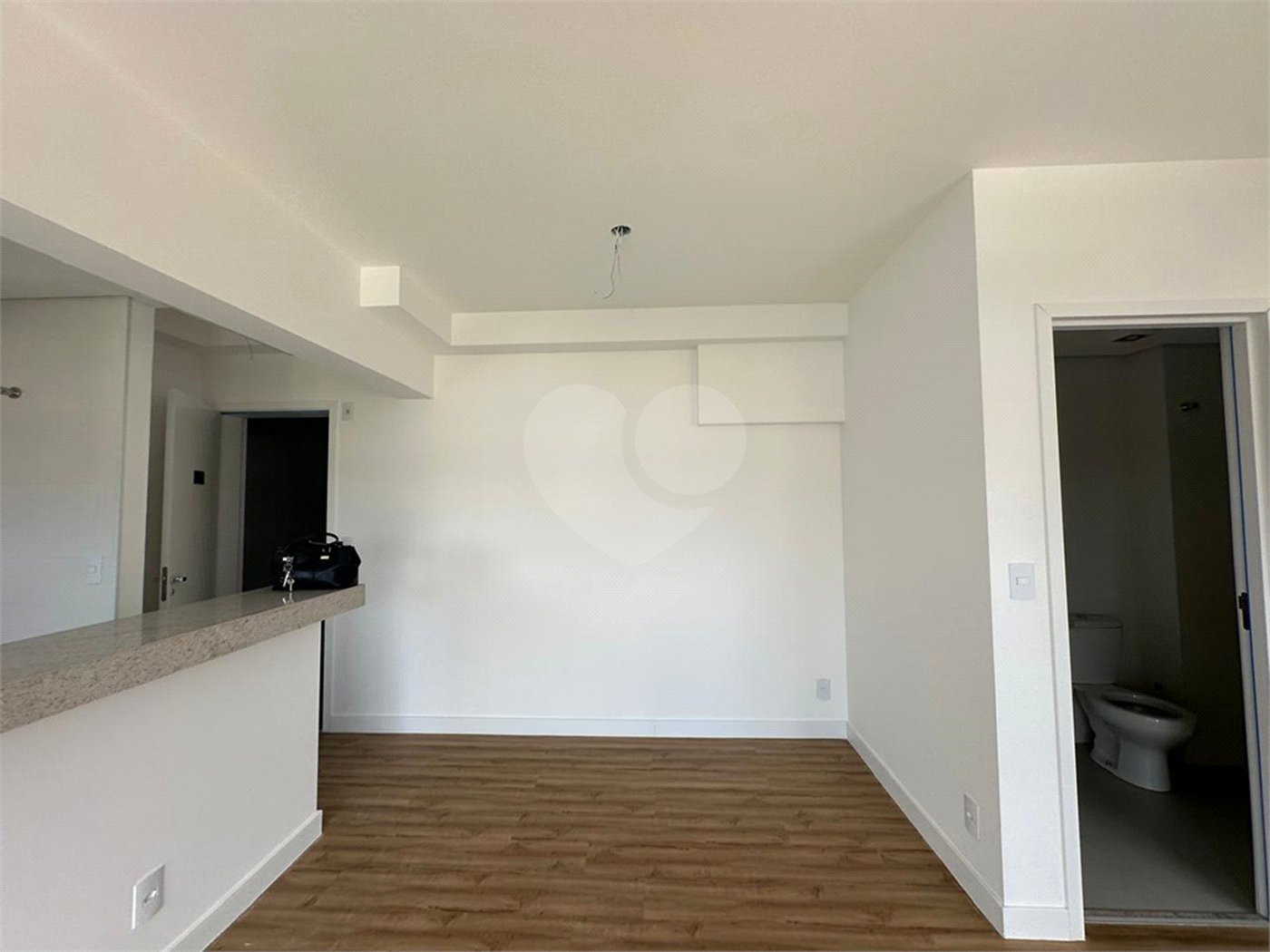 Apartamento para alugar com 1 suíte em Jardim Portal da Colina, Sorocaba, SP