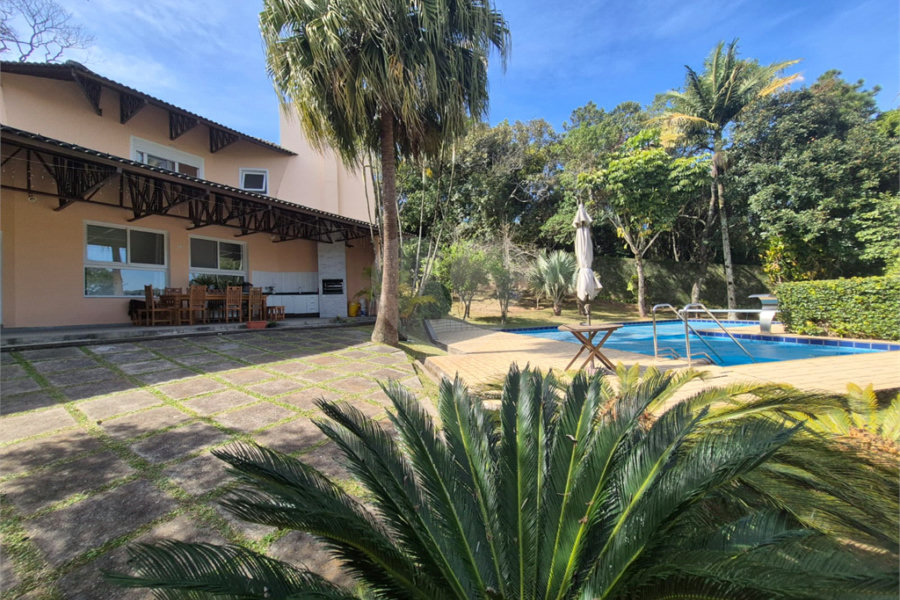 Casa à venda com 3 suítes no condomínio Parque Imperial da Cantareira, Mairiporã - SP
